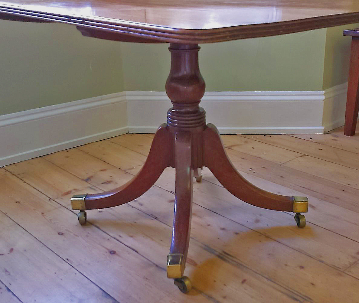 Regency Mahogany Breakfast Table