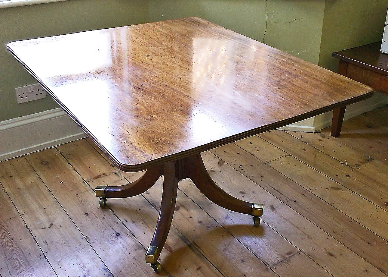 Regency Mahogany Breakfast Table